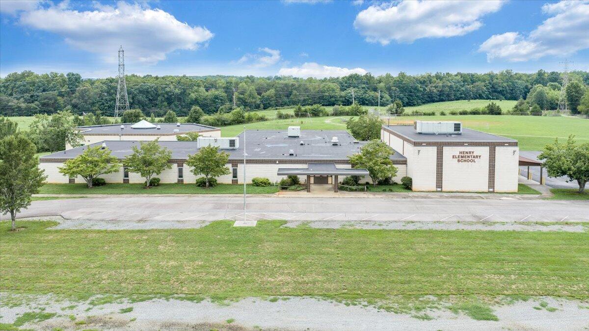 200 Henry School Rd, Henry, VA 24102