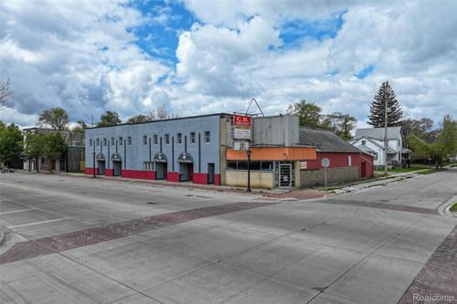 1600 Broadway Street, Bay City, MI, 48708 | Card Image