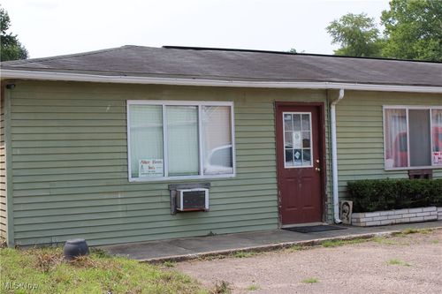 155 Walnut St, Corning, OH, 43730 | Card Image