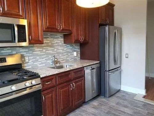 2-220 Jane St, Weehawken, NJ, 07086-5720 | Card Image