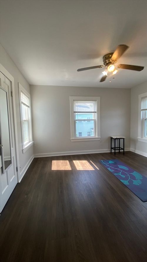 2-5 Blaine Ave, Beverly, MA, 01915-2503 | Card Image