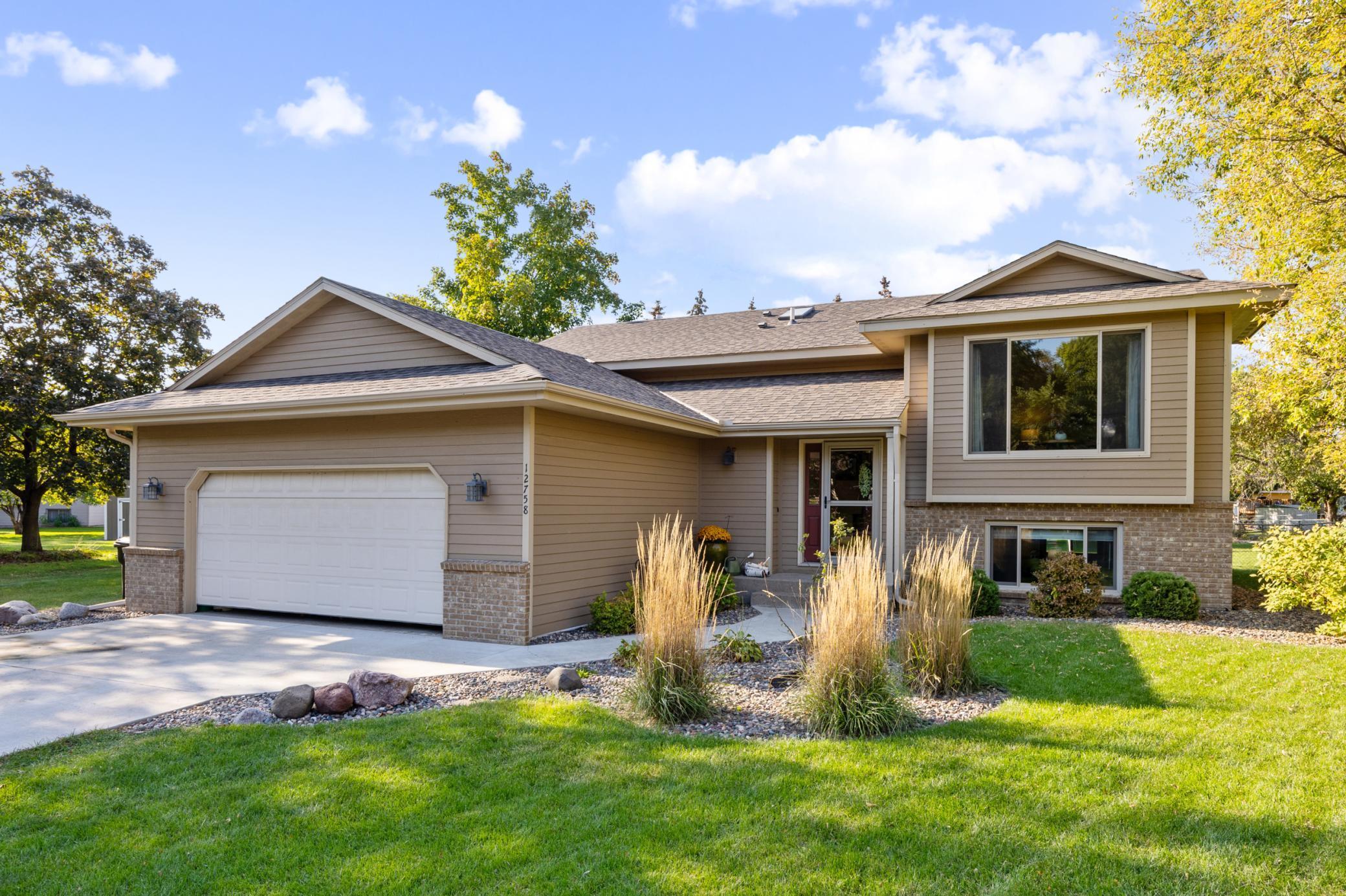 Uplander St, Minneapolis, MN 55448
