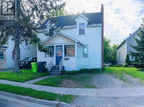 240 Huron St, Sault Ste. Marie, ON, P6A1R5 | Card Image