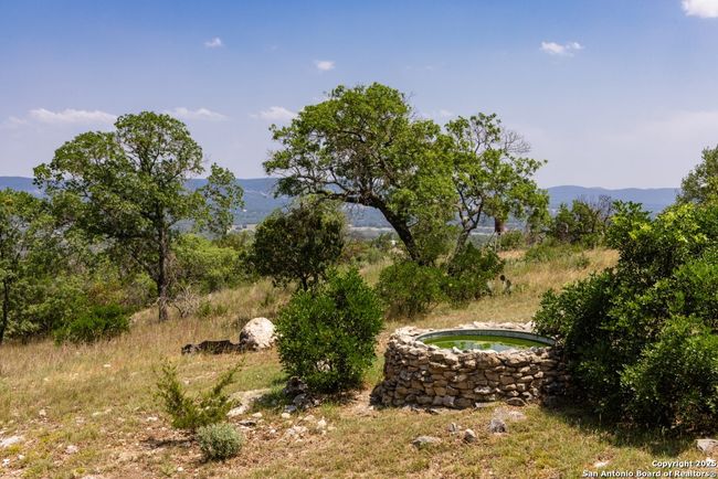 546 Beulah Pl, House other with 3 bedrooms, 3 bathrooms and null parking in Utopia TX | Image 11