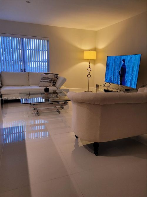 apt-108-8101 Sw 24th Ct, Davie, FL, 33324-5734 | Card Image