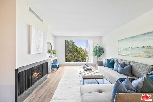 821 3rd Street, Santa Monica, CA, 90403 | Card Image