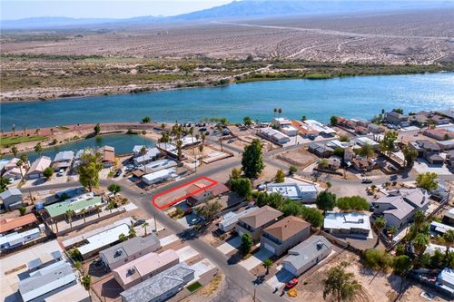 2167 Oswood Ln, Bullhead City, AZ, 86442-5222 | Card Image