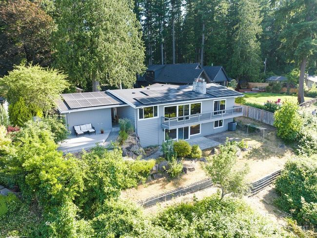 Solar panels on the roof for affordable utility bills! | Image 21