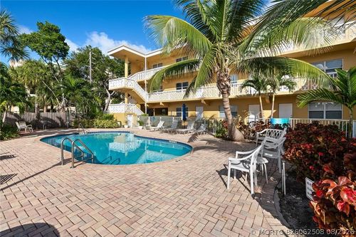 205-815 Middle River Dr, Fort Lauderdale, FL, 33304-3506 | Card Image