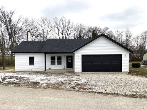32 Ashley St, Spencer, IN, 47460-9785 | Card Image