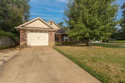3009 Santa Elena Dr, Tyler, TX, 75701-6420 | Card Image