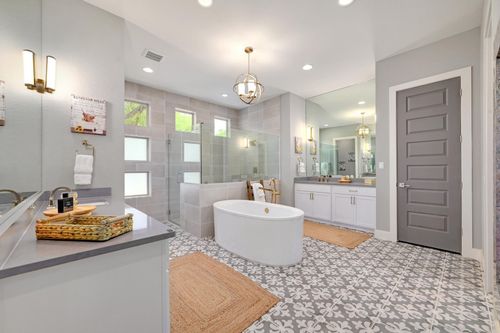 125 Reataway, Dripping Springs, TX, 78620-2167 | Card Image