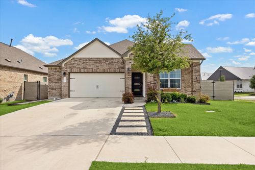 700 Legends Ln, Georgetown, TX, 78628-2737 | Card Image
