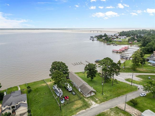 271 Key Largo Loop, House other with 3 bedrooms, 2 bathrooms and 3 parking in Pointblank TX | Image 40