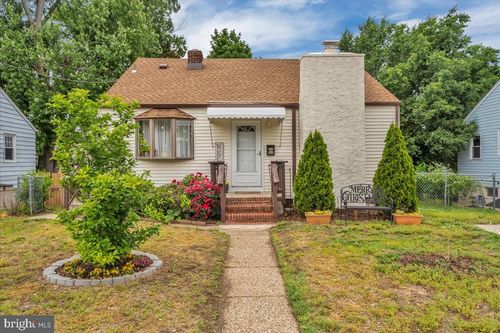 54 Princeton Ave, BELLMAWR, NJ, 08031-1714 | Card Image