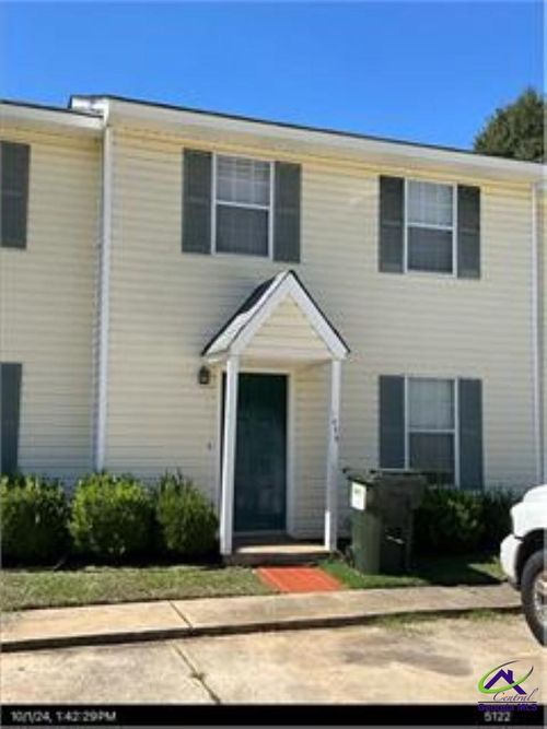 1049 Keith Dr, Perry, GA, 31069-2900 | Card Image