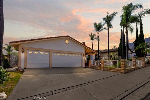 541 Fairwood St, Duarte, CA, 91010-1323 | Card Image