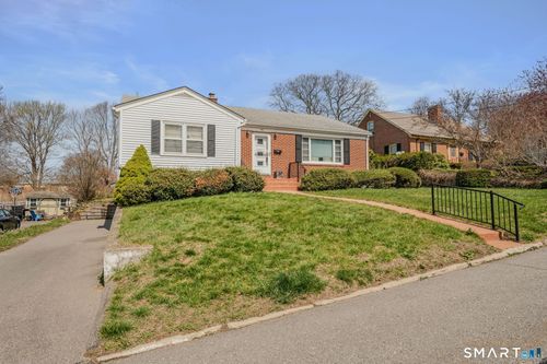 45 Mansfield Rd, New London, CT, 06320-3101 | Card Image