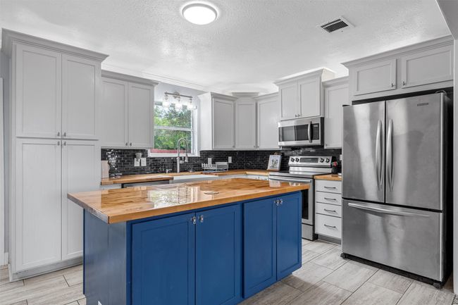205 Anna Hobbs Ln, House other with 3 bedrooms, 2 bathrooms and null parking in Eddy TX | Image 15