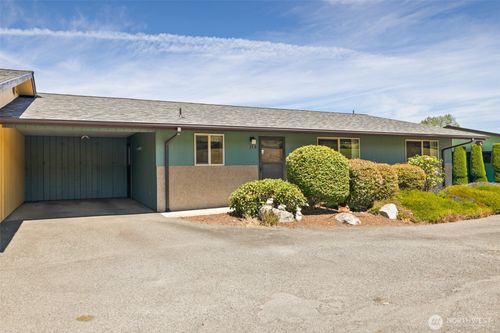 15a-1301 S 3rd Ave, Sequim, WA, 98382-3958 | Card Image