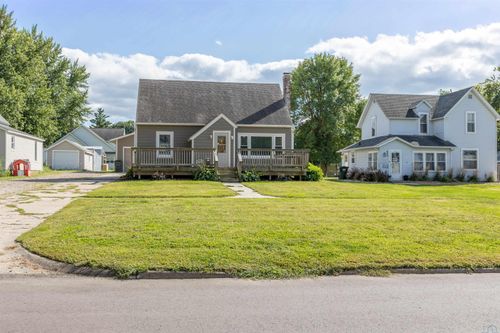 822 Main St, Mapleton, IA, 51034-1357 | Card Image