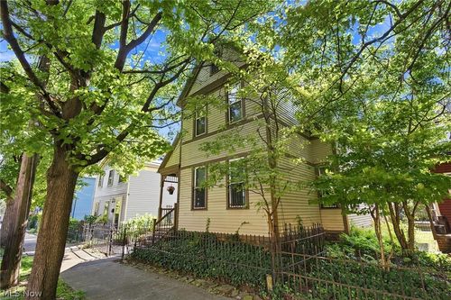 3109 Bridge Ave, Cleveland, OH, 44113-3068 | Card Image