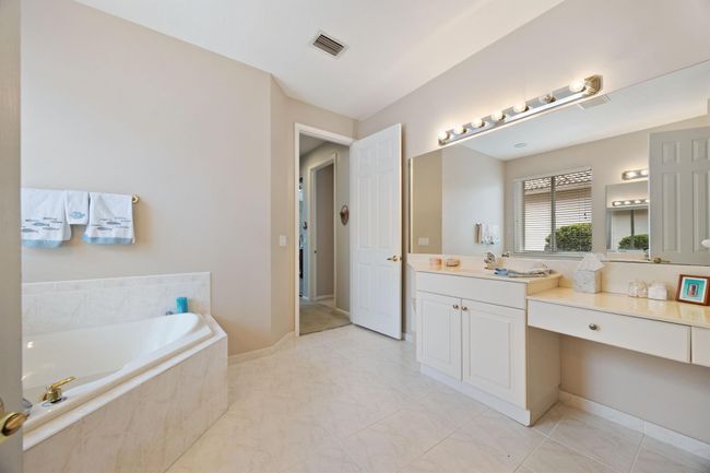 8926 Agliana Cir, House other with 3 bedrooms, 2 bathrooms and null parking in Boynton Beach FL | Image 29