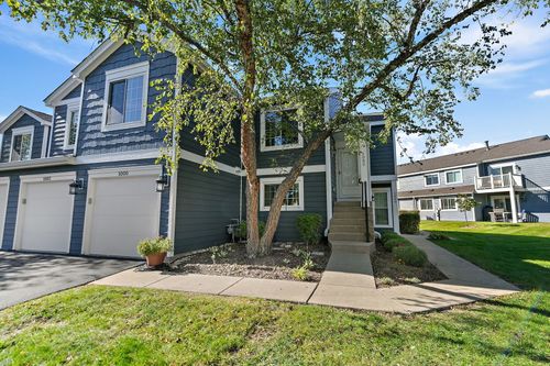 1002-1002 Boston Cir, Schaumburg, IL, 60193-4249 | Card Image