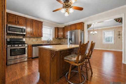 1602 Valverda Rd, Maringouin, LA, 70757-5117 | Card Image