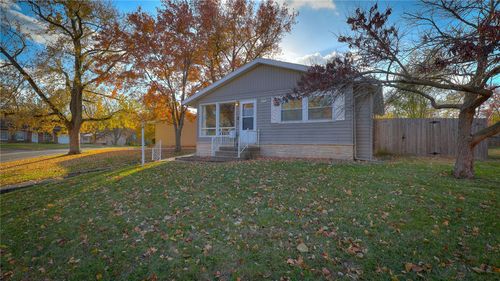 112 Ridgeway Dr, Decatur, IL, 62521-5432 | Card Image