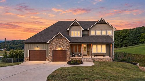9425 Harrison Bay Rd, Harrison, TN, 37341-9798 | Card Image