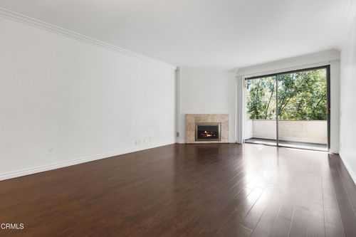 208-3480 Barham Blvd, Los Angeles, CA, 90068-1401 | Card Image
