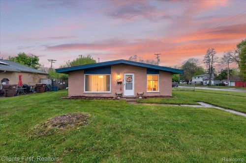 4616 Hayes Street, Wayne, MI, 48184 | Card Image