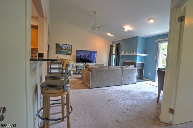 APT-11 - 304 Trinity Ct, Townhouse with 2 bedrooms, 1 bathrooms and null parking in Princeton NJ | Image 4