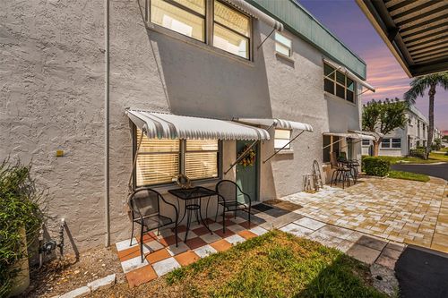 2-5216 81st St N, St Petersburg, FL, 33709-2282 | Card Image