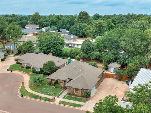 3609 Hampton Ct, Norman, OK, 73072-4619 | Card Image