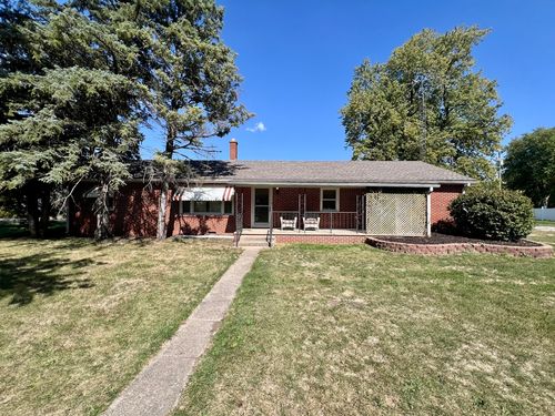 101 E Lincoln St, Sidell, IL, 61876-1092 | Card Image