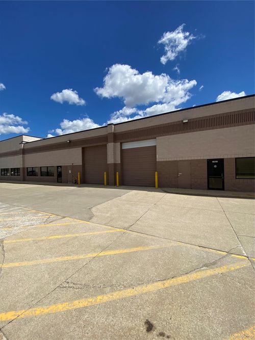 14827 32 Mile Rd, Bruce Twp, MI, 48065-4915 | Card Image