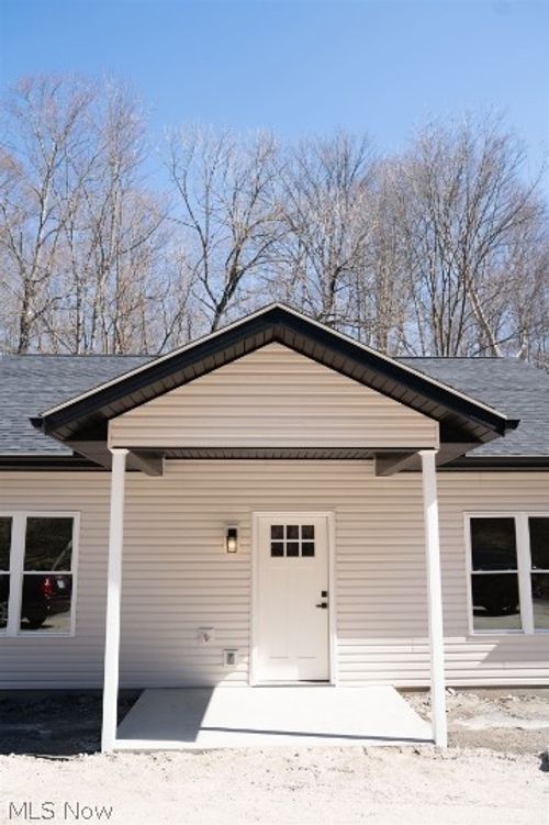 b-7071 Township Road 466, Lakeville, OH, 44638-9748 | Card Image