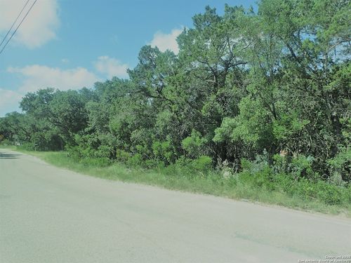 11-13 Mountain Dr, Lakehills, TX, 78063 | Card Image