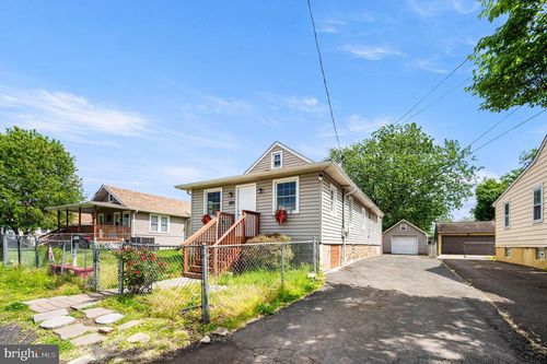 610 Princess Ave, CROYDON, PA, 19021-6026 | Card Image