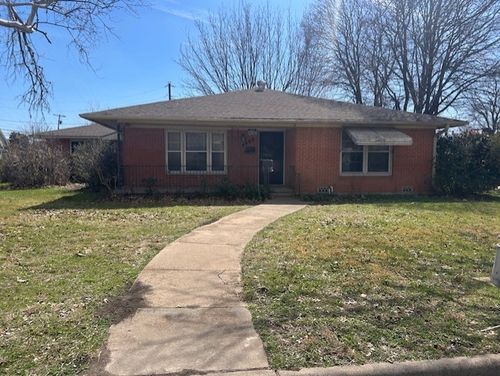 4600 Cole Ave, Waco, TX, 76710-4610 | Card Image