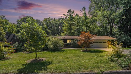 442 Huntington Pl, Ann Arbor, MI, 48104-1800 | Card Image