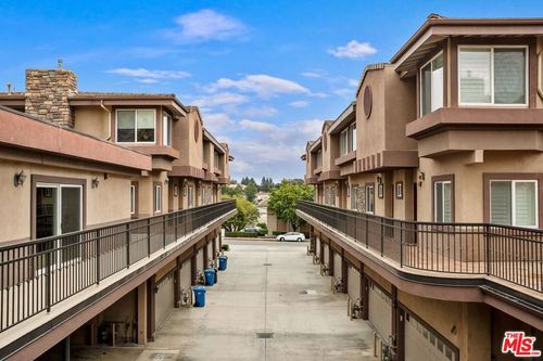 103-5241 Colodny Dr, Agoura Hills, CA, 91301-2629 | Card Image