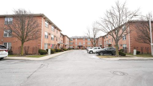 24-24 Riverview Ct, Secaucus, NJ, 07094-4055 | Card Image