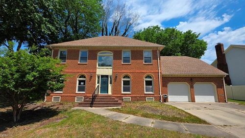 4624 Berrywood Rd, Virginia Beach, VA, 23464-5860 | Card Image
