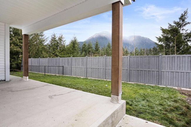 63857 Beech Avenue, House other with 5 bedrooms, 3 bathrooms and 4 parking in Hope BC | Image 36