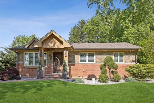 7730 Brookhaven Ave, Darien, IL, 60561-4508 | Card Image