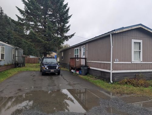 65-8477 Thunder Mountain Rd, Juneau, AK, 99801-7522 | Card Image