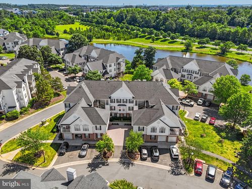 101-25300 Lake Mist Sq, CHANTILLY, VA, 20152-4466 | Card Image